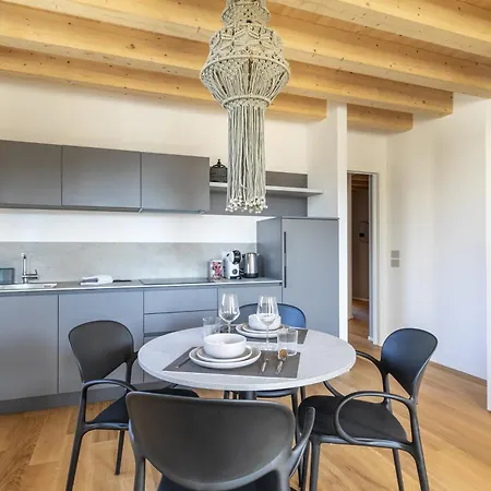 Molino 2 By Welchome *